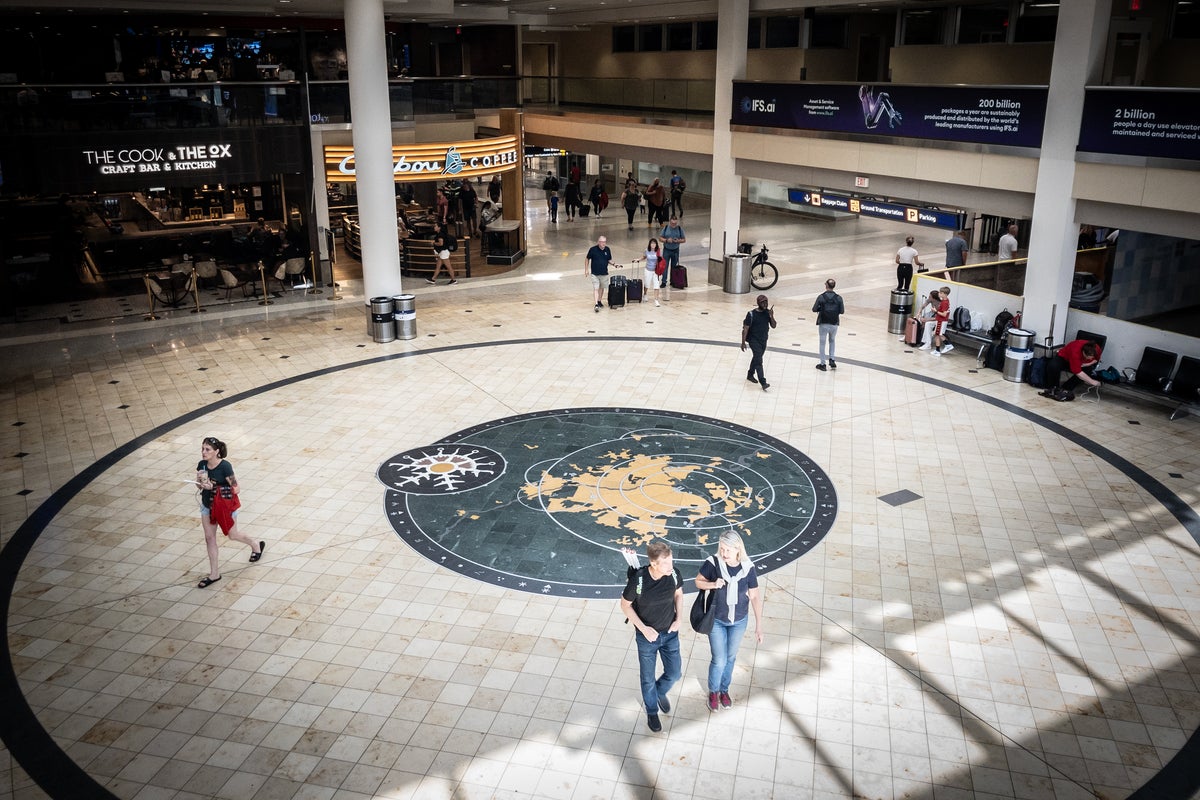 Travelers have their say on the best - and worst - airports in the US and Canada