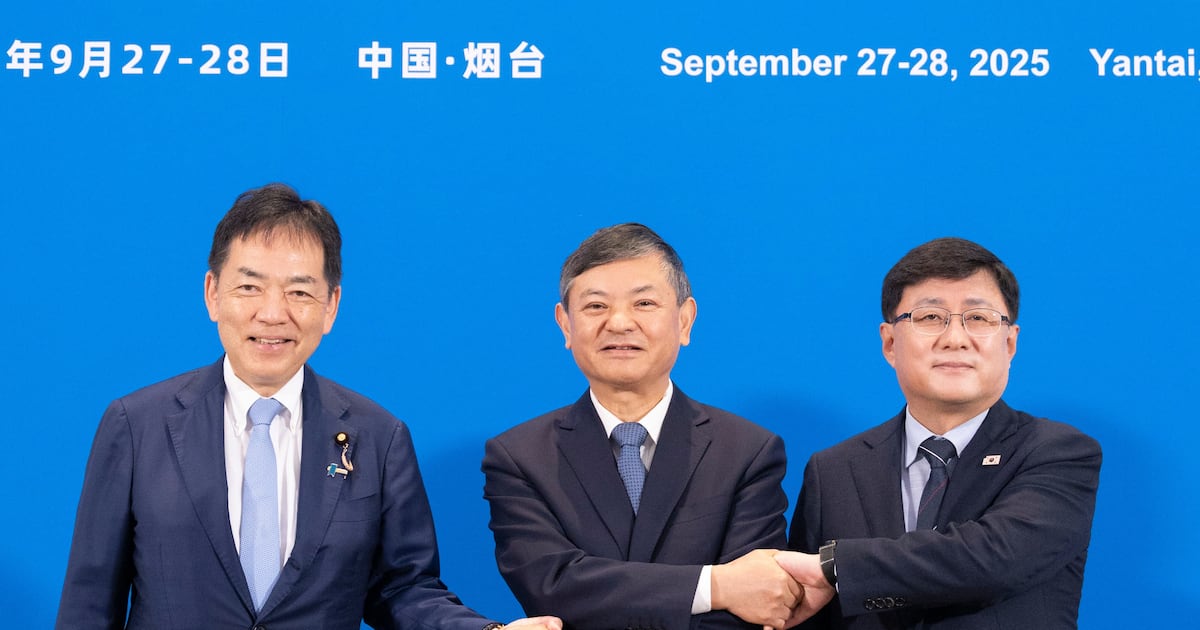 Trilateral Ministers to Regularize Climate Dialogues Next Year