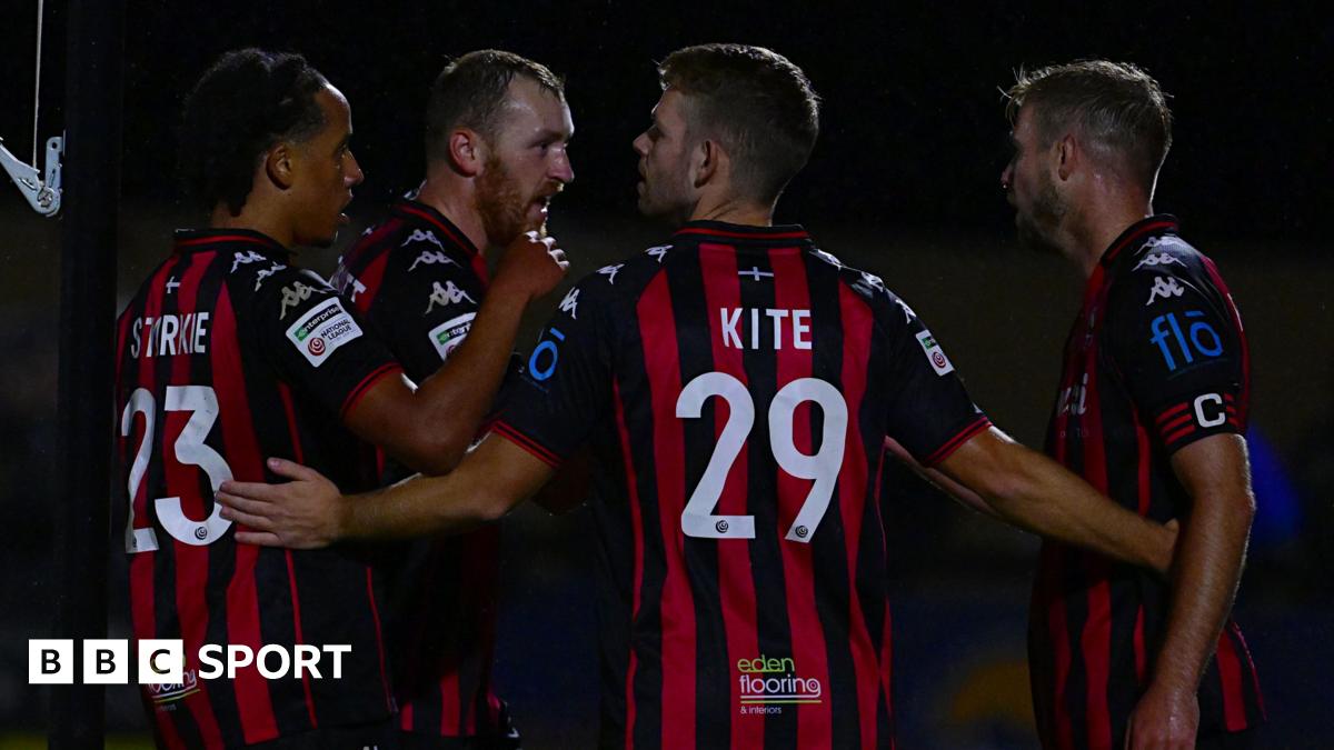 Truro City: Tinners should have scored more in Fulham U21 win, says John Askey