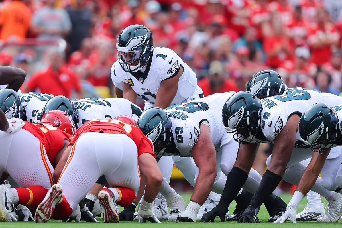 Tush push criticism returns after missed false-start calls in Eagles' win over Chiefs