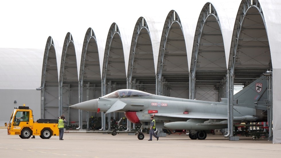 UK warplanes to guard Poland against 'Russian drones' - Starmer  --  RT World News