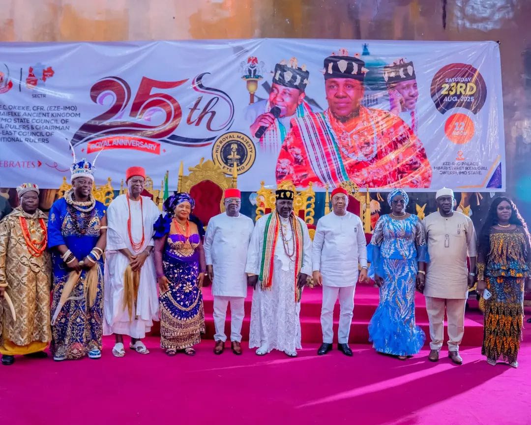 Umahi rallies South East for Tinubu's 2027 re-election