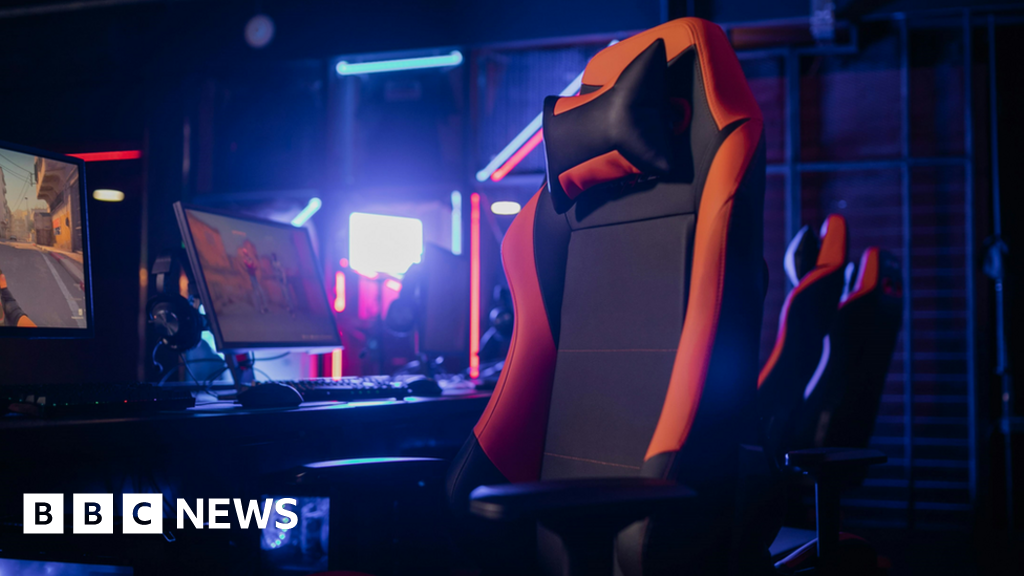 Esports degree at University of Suffolk attracts six students