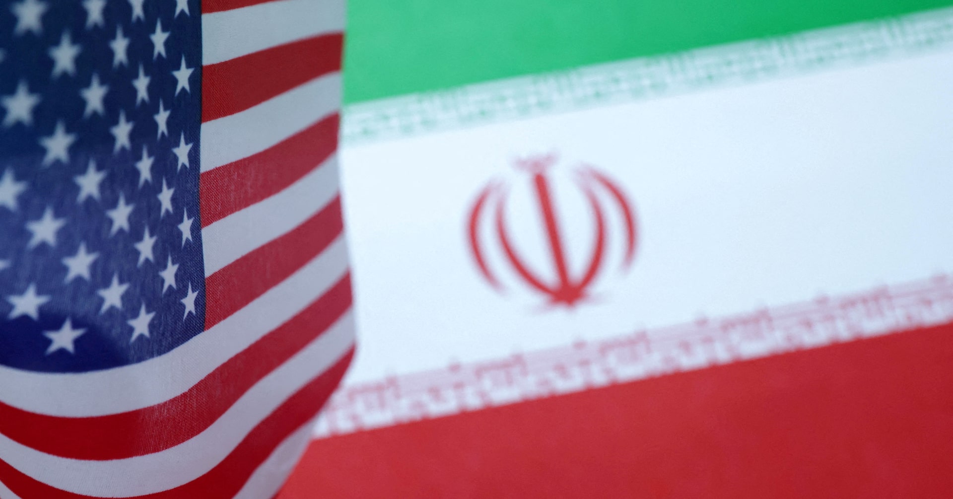 US deports planeload of Iranians after deal with Tehran, NYT says