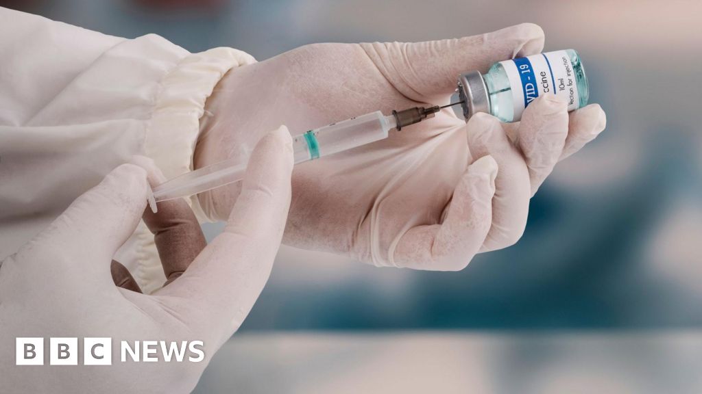 US vaccine panel no longer recommends Covid-19 jab to adults