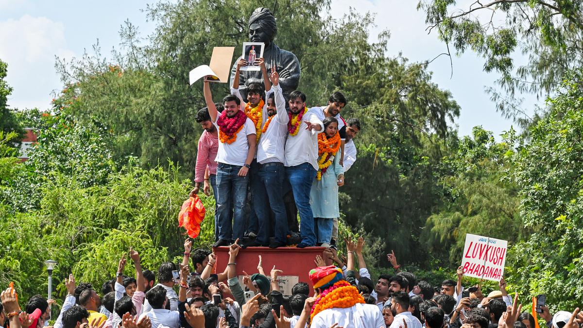 Use of money, muscle power in DUSU polls must end: Delhi HC