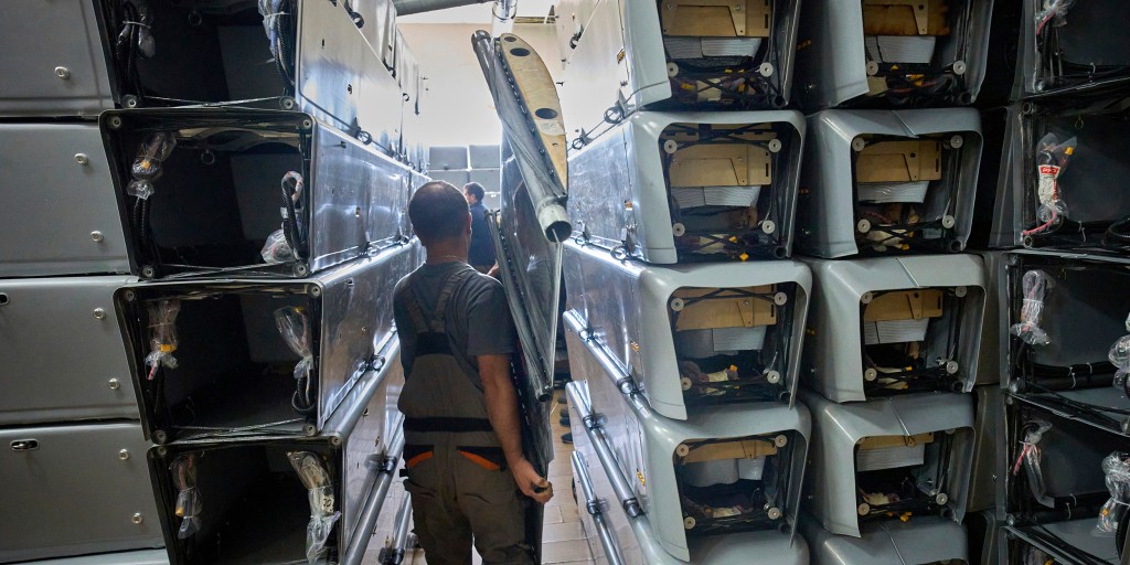 Warsaw turns to Ukraine for drone warfare expertise after Russian drones enter Polish airspace