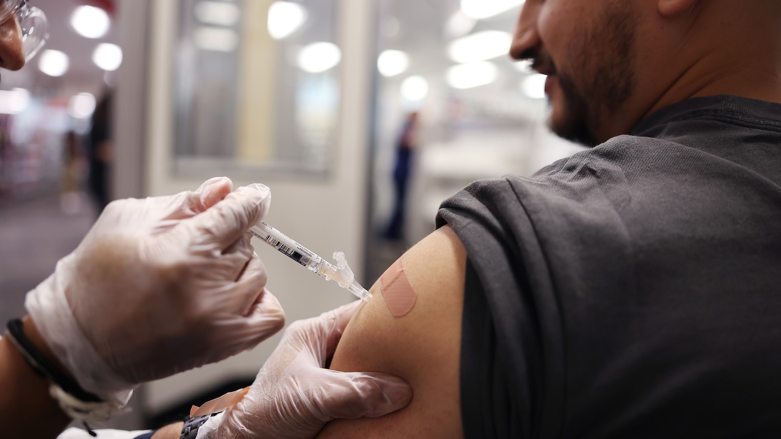 West Coast states issue joint vaccine guidelines in shift away from CDC
