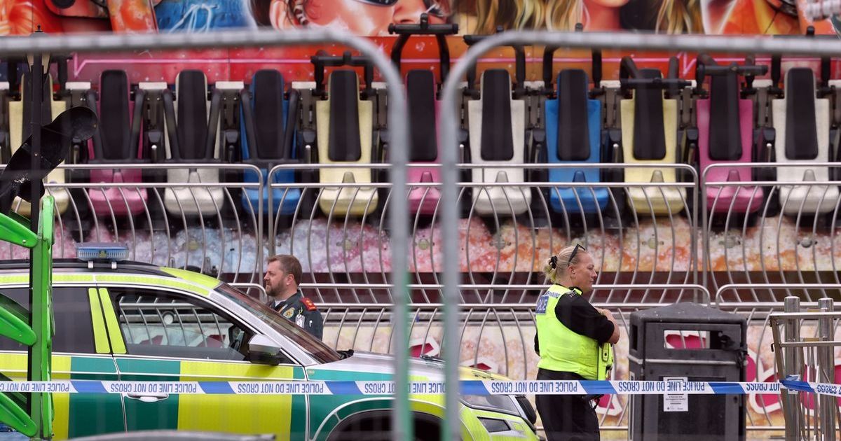 Whitely Bay funfair goers saw worker 'crushed' by ride  - Manchester Evening News