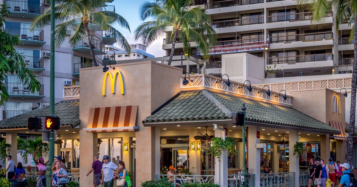 Woman visits McDonald's in Hawaii and it isn't menu which shocks the most - The Mirror
