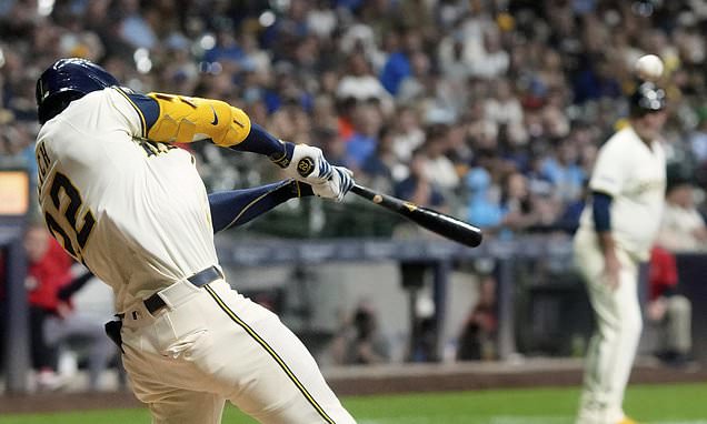 Yelich gets his 100th RBI as Brewers beat Angels 5-2 to complete sweep