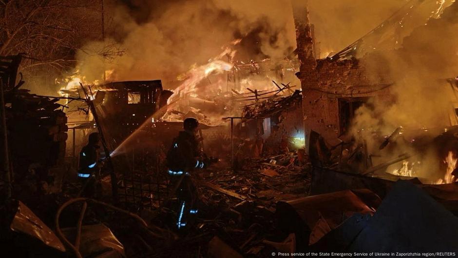 Zelenskyy calls for promised air defenses to be fulfilled