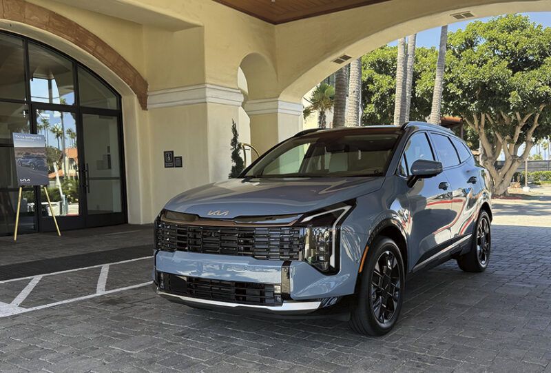 Car.Tell: The Daily Confidant - 2026 Kia Sportage HEV