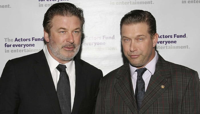 Alec Baldwin, brother Stephen Baldwin crash into tree