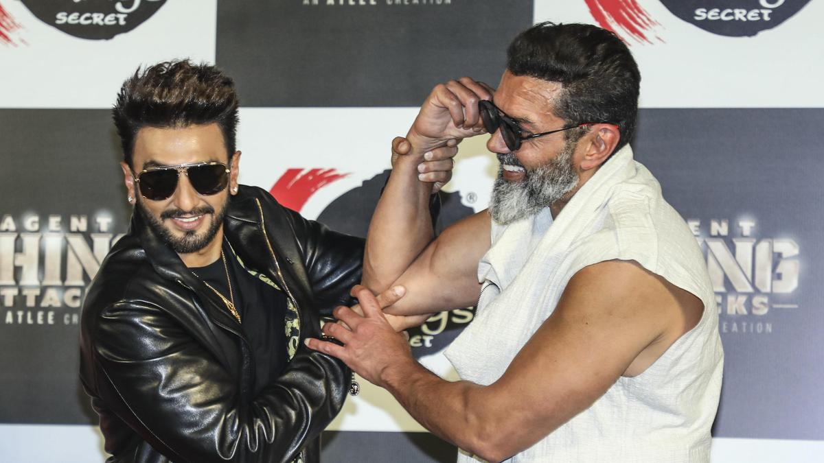 Allu Arjun and Deepika Padukone's film will present never-seen-before world, says Ranveer Singh