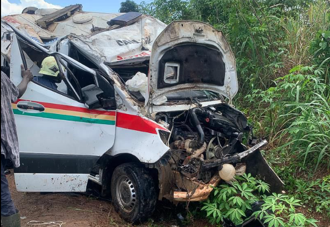 Four injured as ambulance somersaults at Afosu in Eastern Region - MyJoyOnline