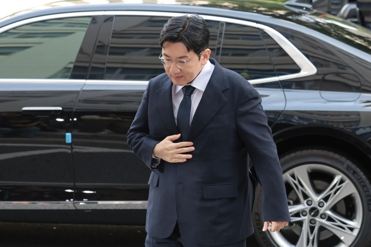 Bang Si-hyuk's legal battle turns on when BTS success became 'predictable' - The Korea Times