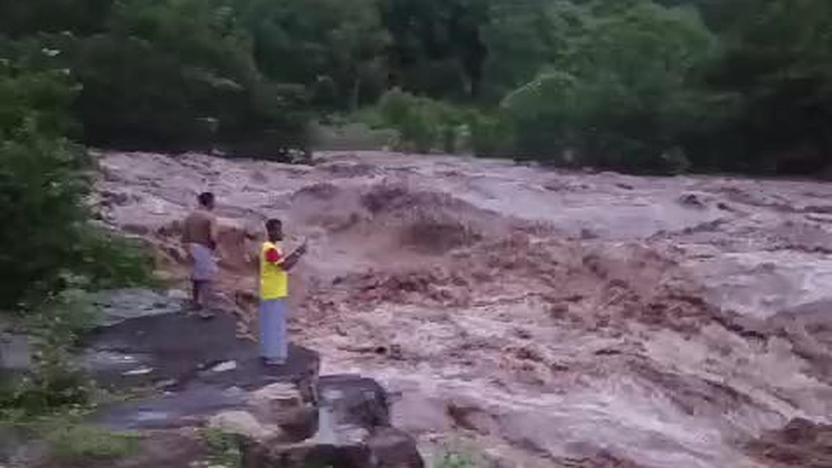 Three villages marooned by flash floods in Bargur Hills