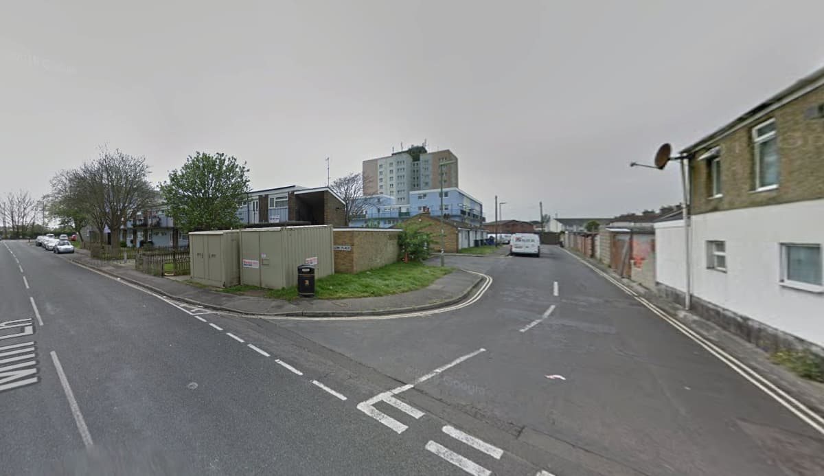 Man dragged out of bath and arrested for dangerous driving after several near misses