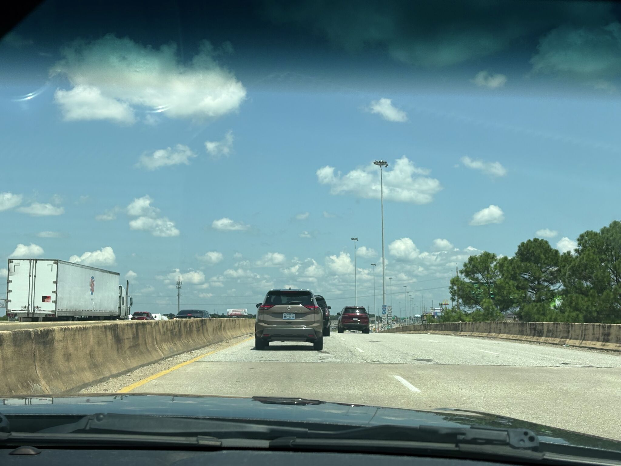 Beaumont traffic: Slowdowns on I-10, mostly clear on U.S. 69