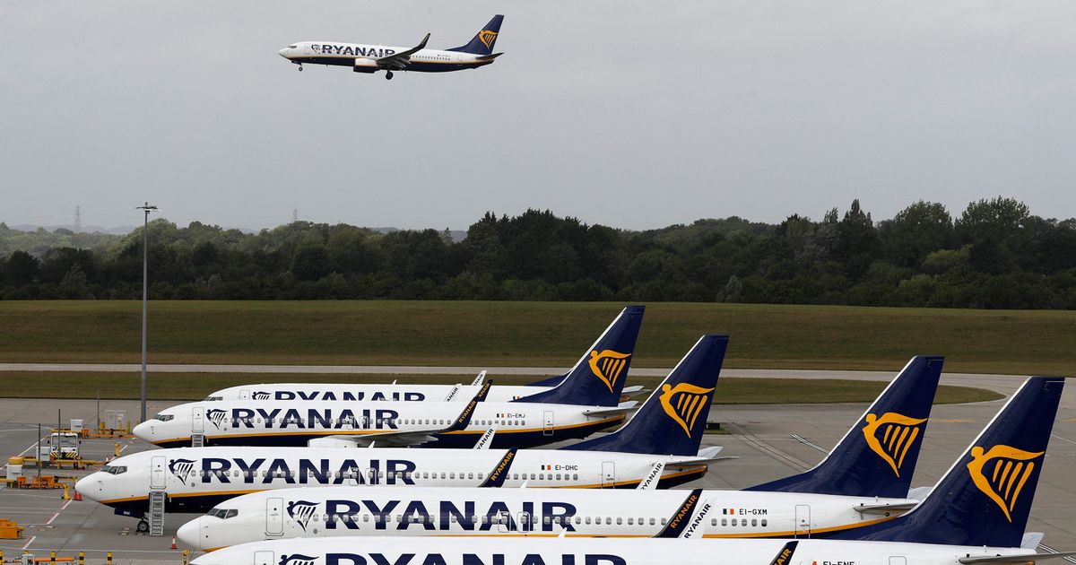 European airports forced to cancel all flights as thousands of passengers hit - The Mirror