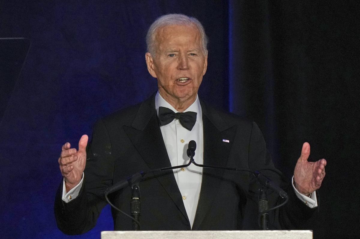Joe Biden  --  and fellow Democrats  --  acted way more like a 'king'...