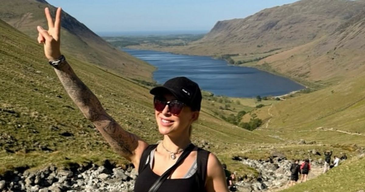 Biohacking mum, 38, spends £2K a month to look 20 years younger: 'I just glow' - The Mirror