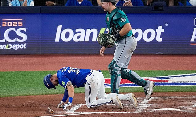 Blue Jays' Nathan Lukes leaves Game 1 of ALCS two innings after...