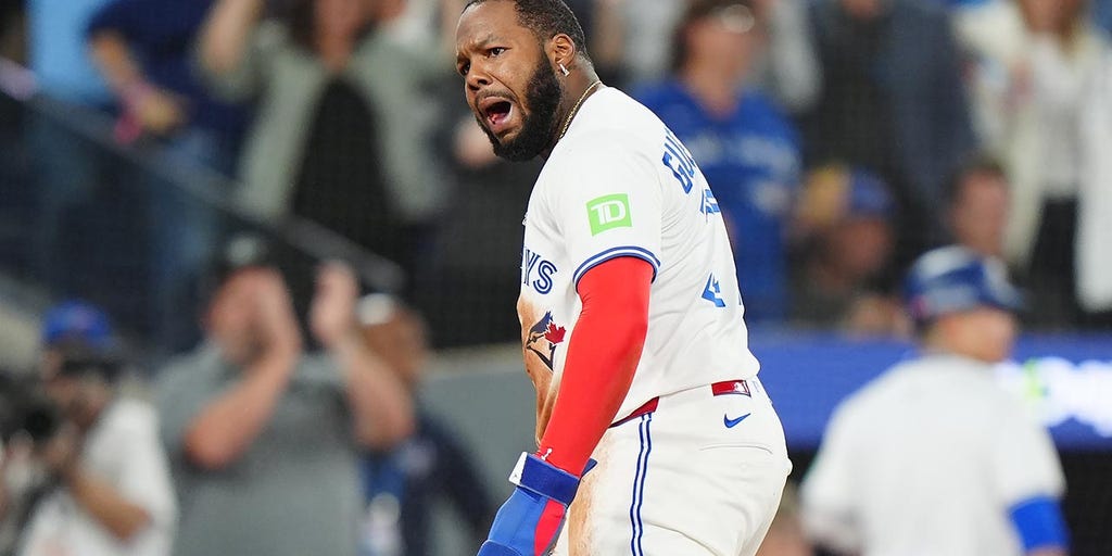 Blue Jays force Game 7 with crucial win over Mariners