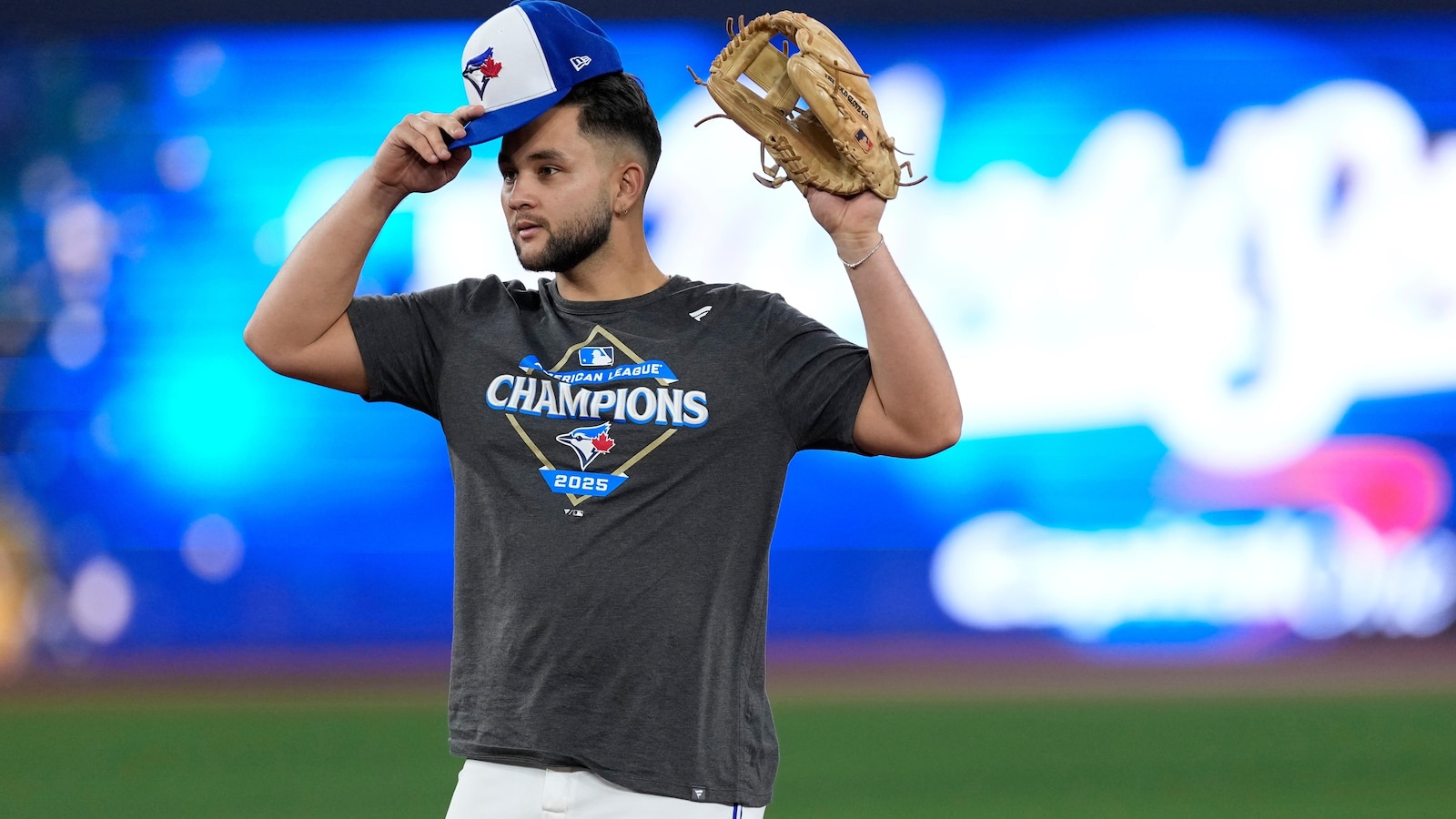 Bo Bichette activated for World Series by Blue Jays after missing 1 1/2 months with knee injury