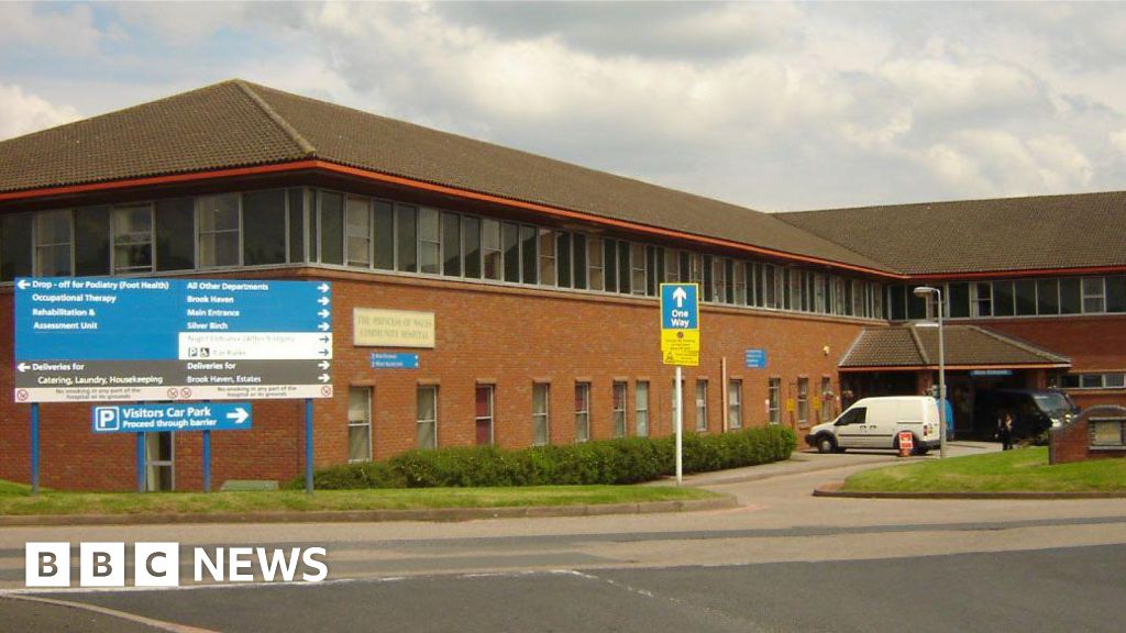 Bromsgrove minor injury unit running reduced service this weekend