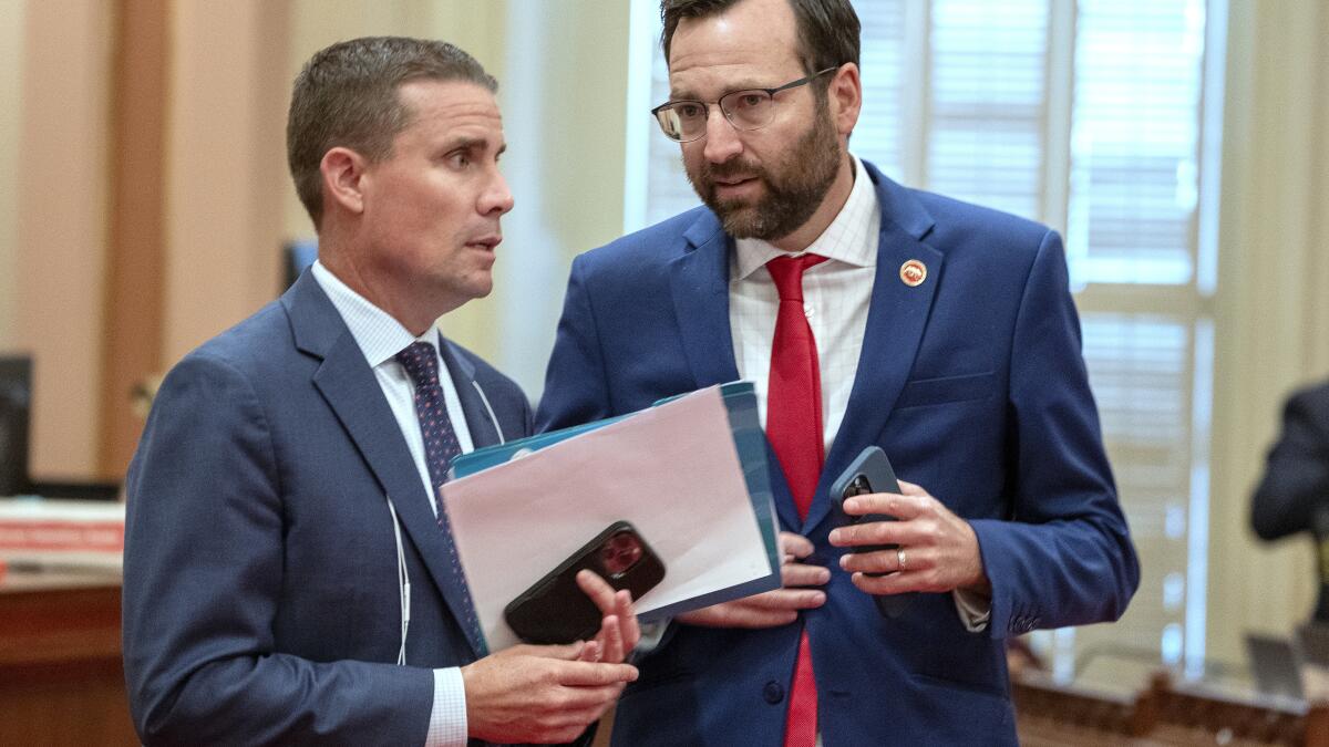 California governor rejects bill to phase out "forever" chemicals used in cookware, children's products