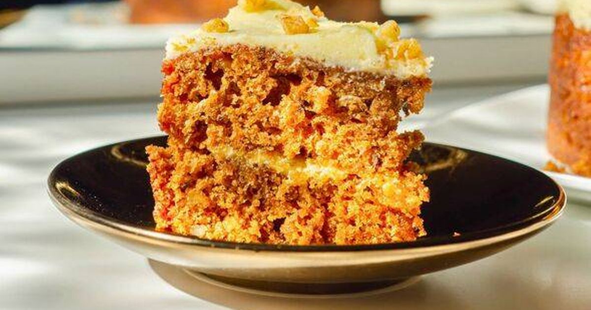 Carrot cake comes out the oven fluffier if you add 1 ingredient to the mixing bowl - The Mirror