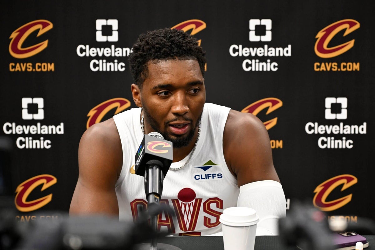 Cavs begin title quest with NBA's most expensive roster, highest expectations
