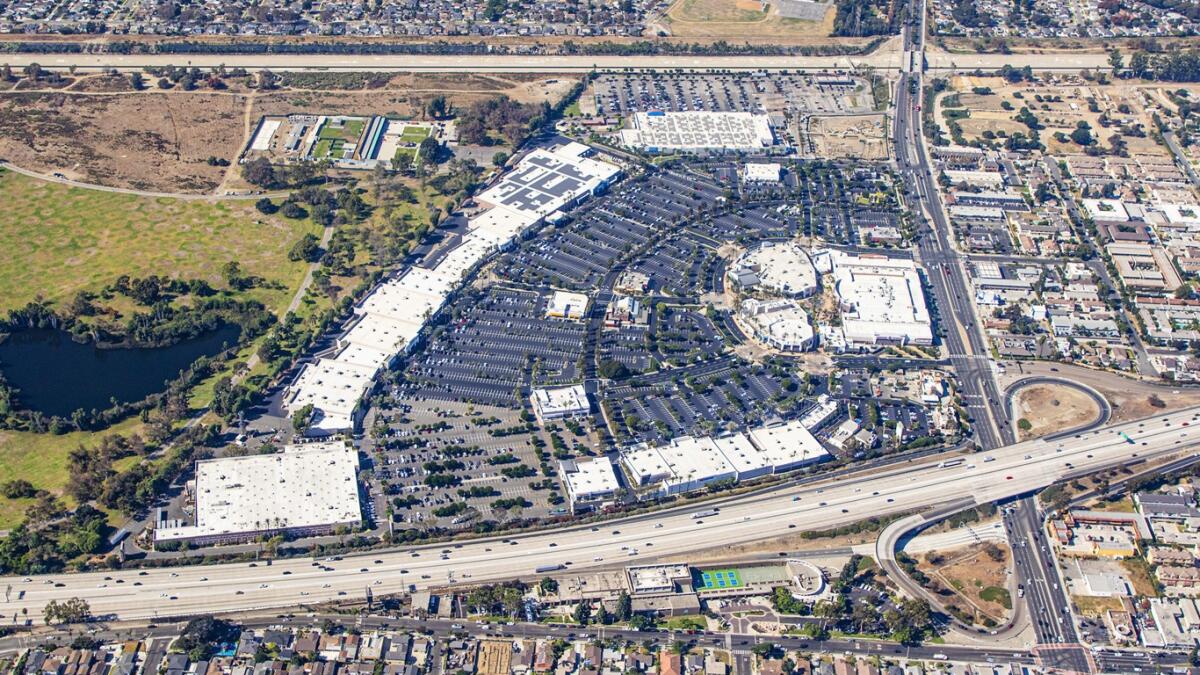 CenterCal Properties and DRA Advisors Acquire Long Beach Towne Center