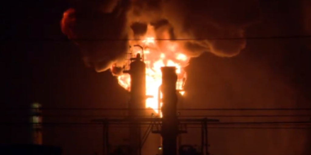 Fire at Chevron refinery sends massive flames shooting into Southern California night sky