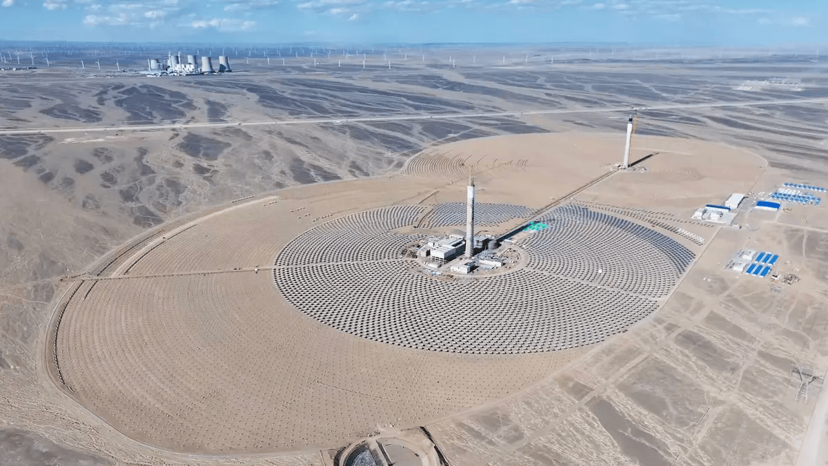 China Launches World's First Dual-Tower Solar-Thermal Power Plant In The Gobi Desert