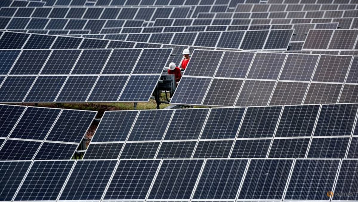 China's power paradox: Record renewables, continued coal