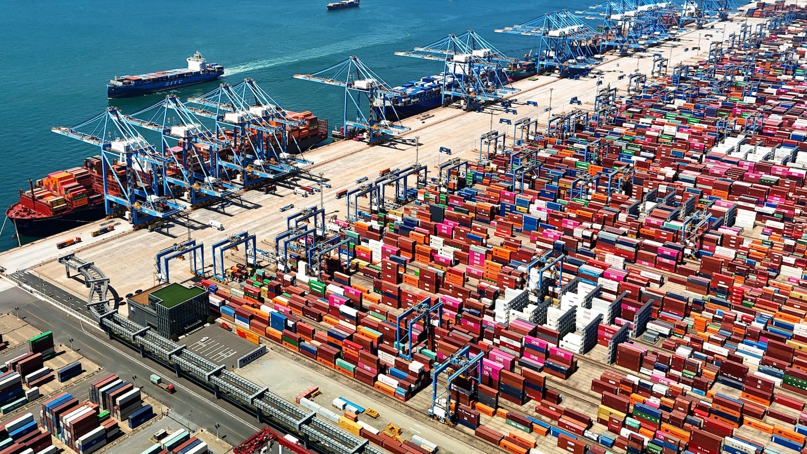 China sanctions 5 US units of South Korean shipbuilder Hanwha Ocean over probe by Washington