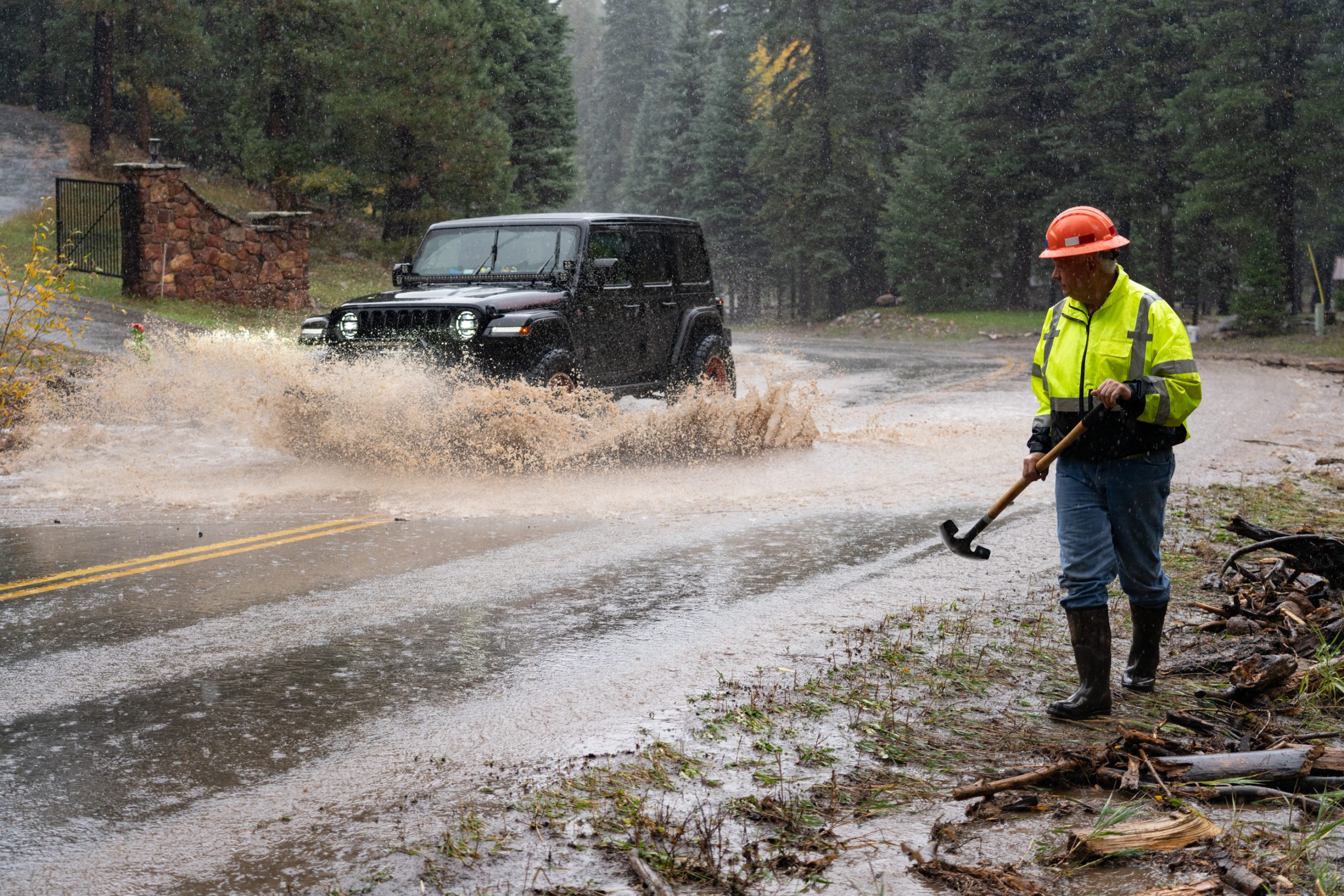 Flood watches, warnings continue in southwestern Colorado after weekend floods