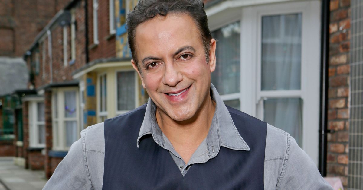 Coronation Street's Jimmi Harkishin shares truth behind wild Deidre Barlow bedroom scene - The Mirror