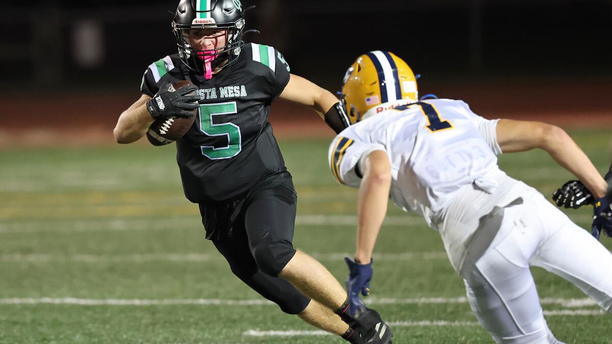Costa Mesa football routs Anaheim for fifth straight win