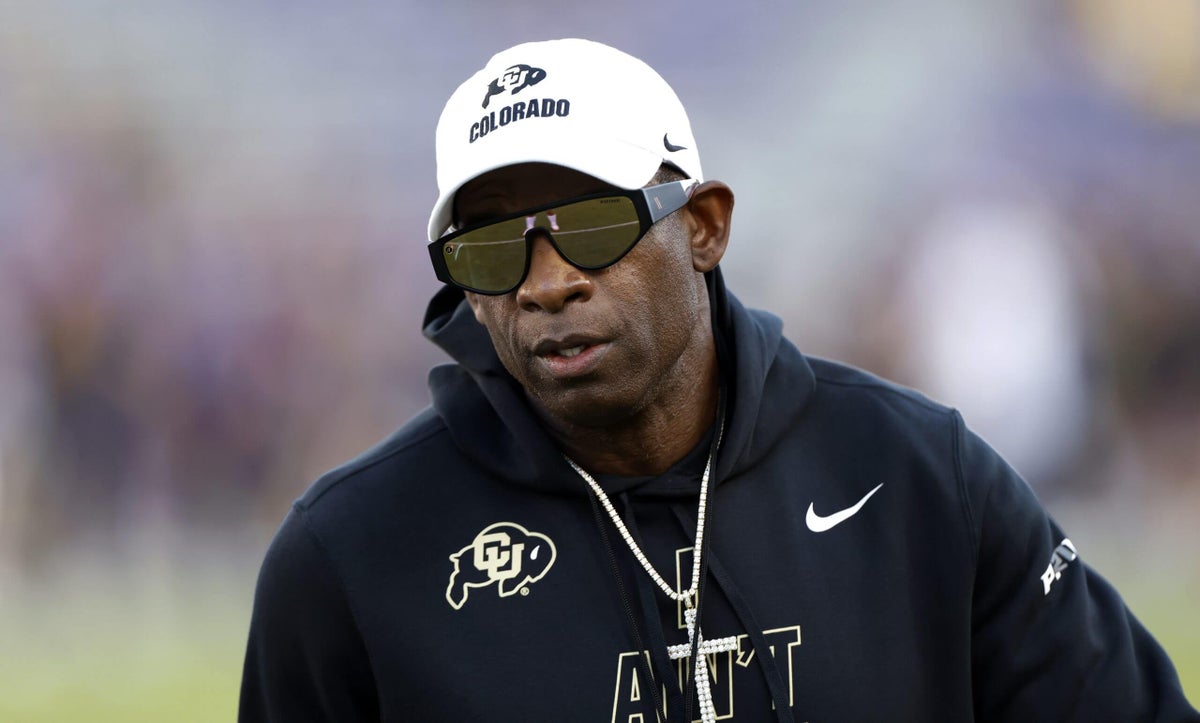 Deion Sanders believes his blood clots may have returned: 'My leg is throbbing'
