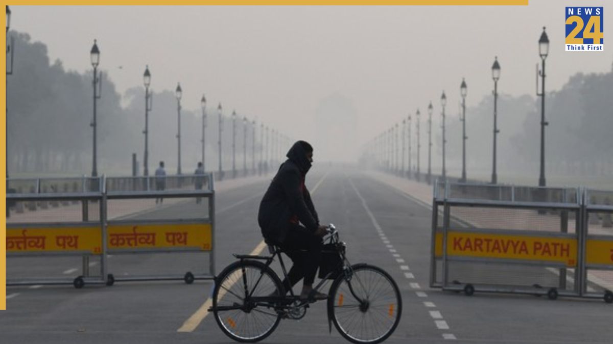 Delhi Air Quality: AQI dips to 'Poor', expected to breach 300 by October 16 - check weather forecast for next five days News24 -