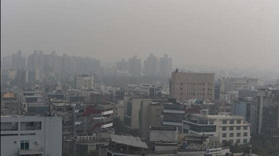 End of clean air streak: Delhi set for 'poor' AQI