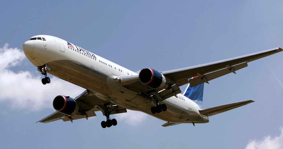 Plane makes emergency landing as 'smoke fills cockpit' over Cornwall