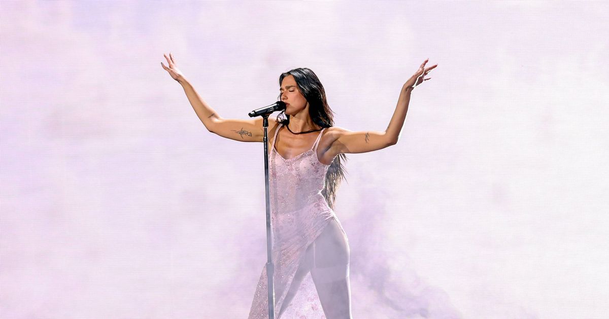 Dua Lipa brings out 'unrecognisable' music legend for appearance at recent show - The Mirror