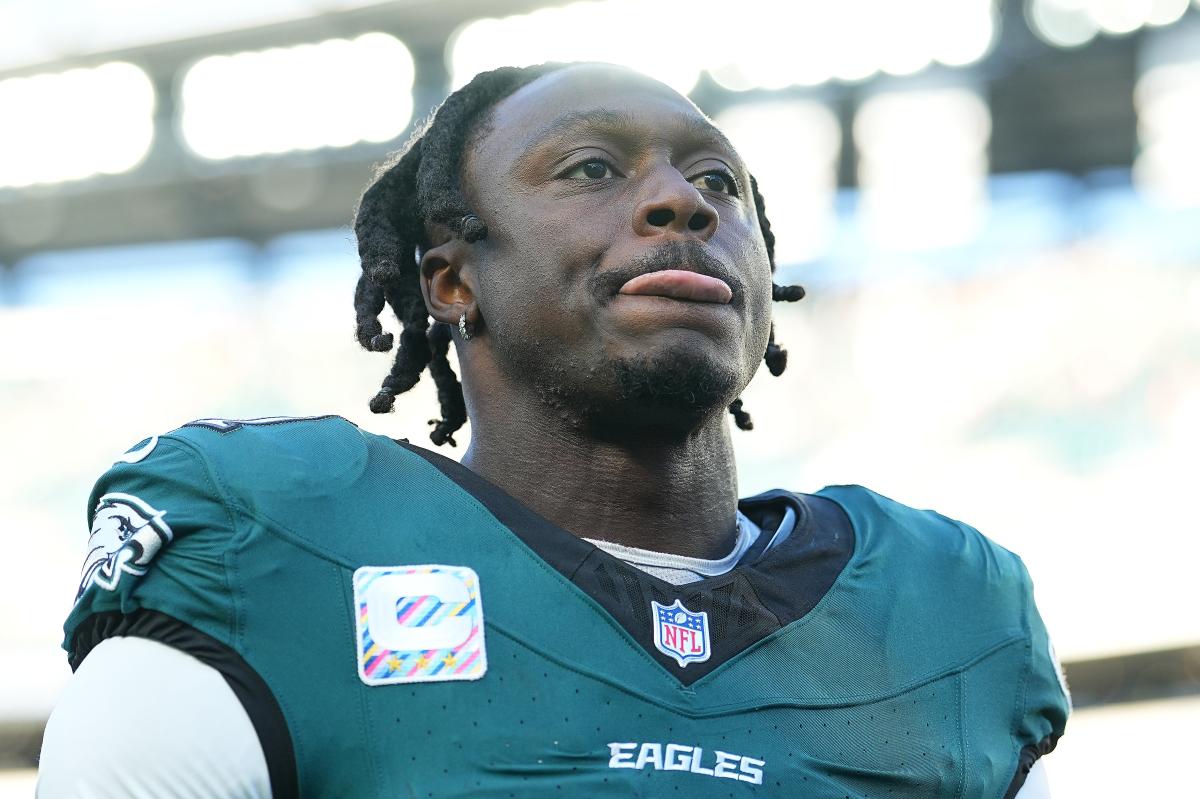 Eagles star A.J. Brown ruled out with injury ahead of Giants matchup