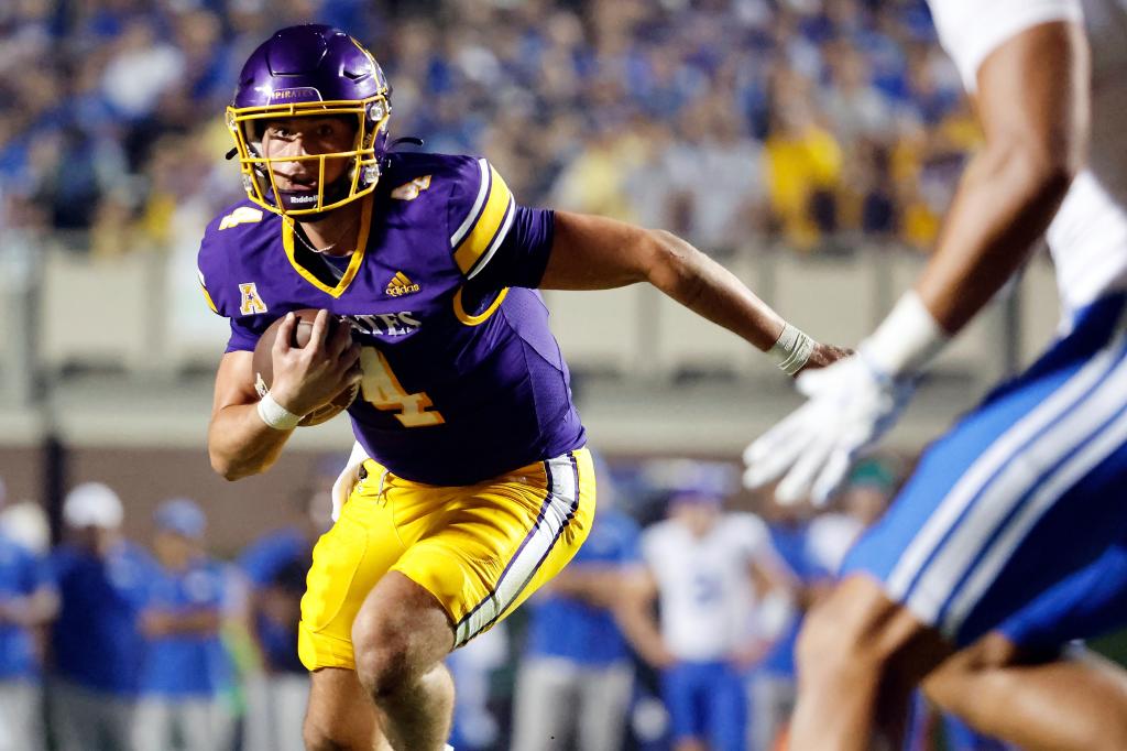 FanDuel promo code: Bet $5, get $300 in bonus bets if your bet wins...