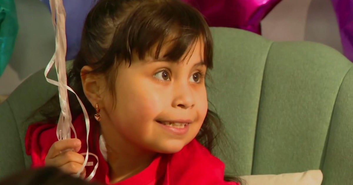 First grader returns to Southwest Side Chicago school after heart transplant